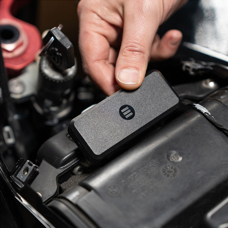 Monimoto 9 Smart Motorcyle GPS Tracker