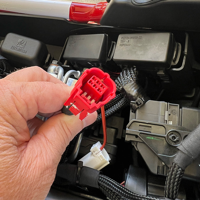 OptiMate O-77 Ducati (2021+) EURO 5 6-Pin to SAE Adapter Cable 40cm