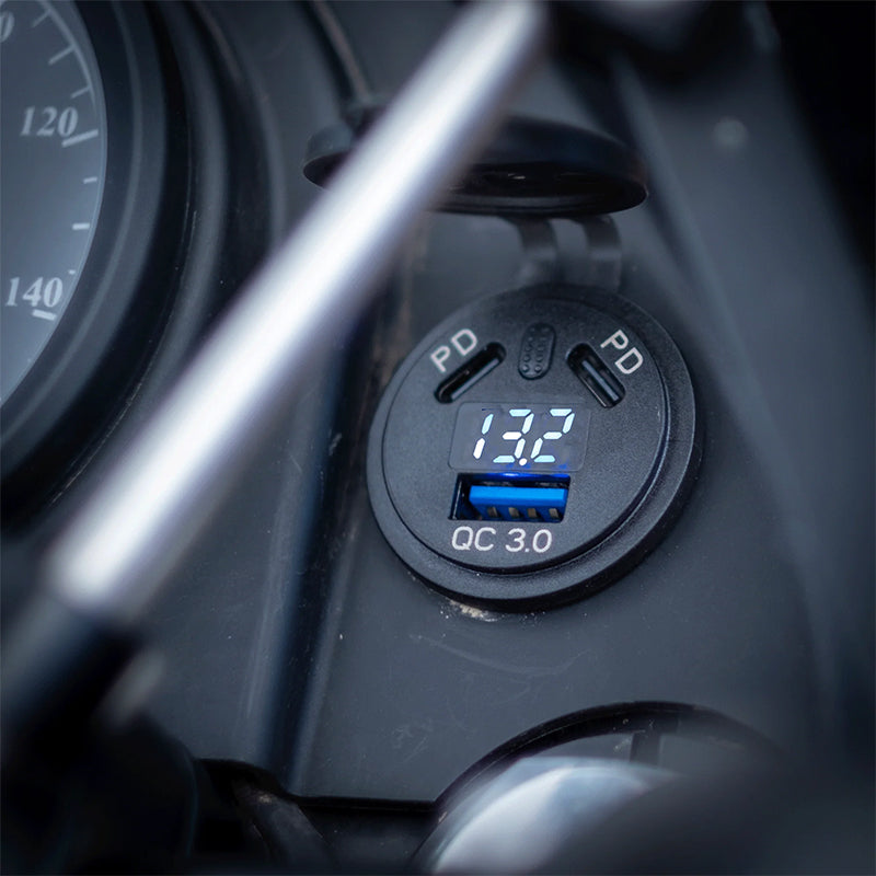 Rocky Creek Surface Mount Dual USB-C & USB-A Adapter with Voltmeter