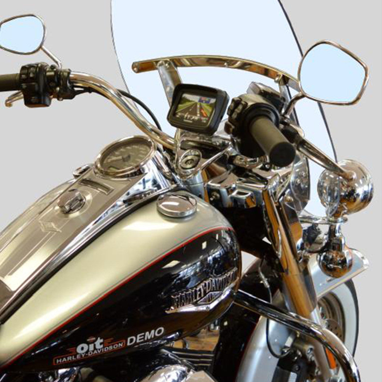 BikePenR Harley Davidson 25mm (1") Touring Handlebar GPS Mount HD-2