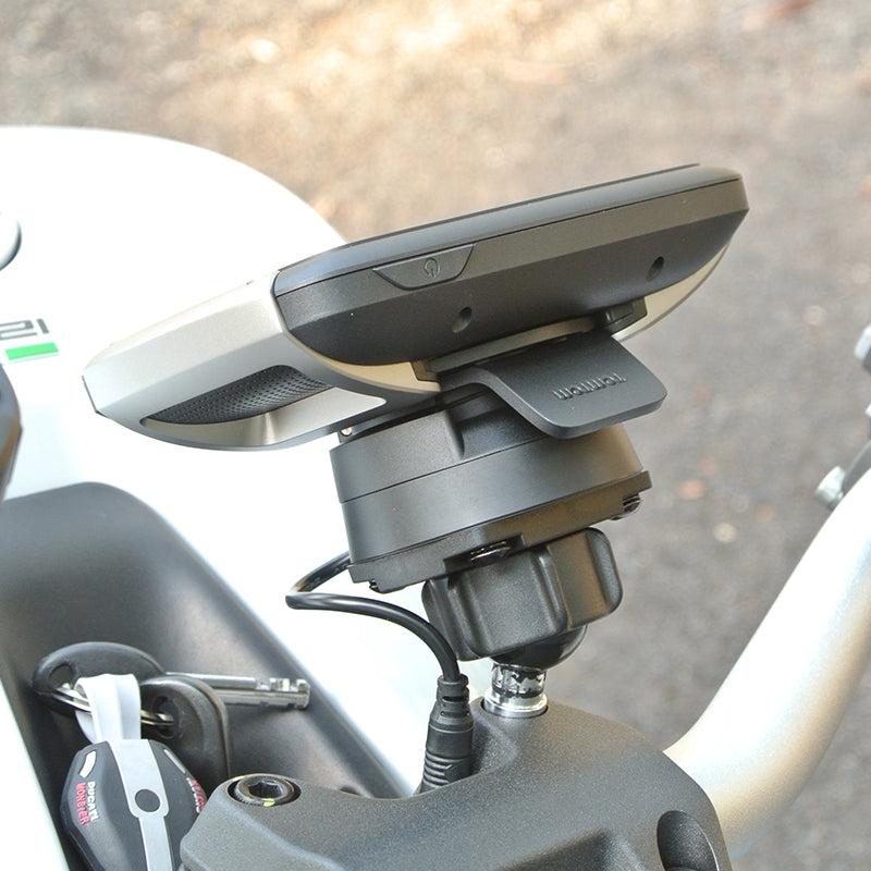 UA 25mm Ball Socket to 4-Hole AMPS Adapter